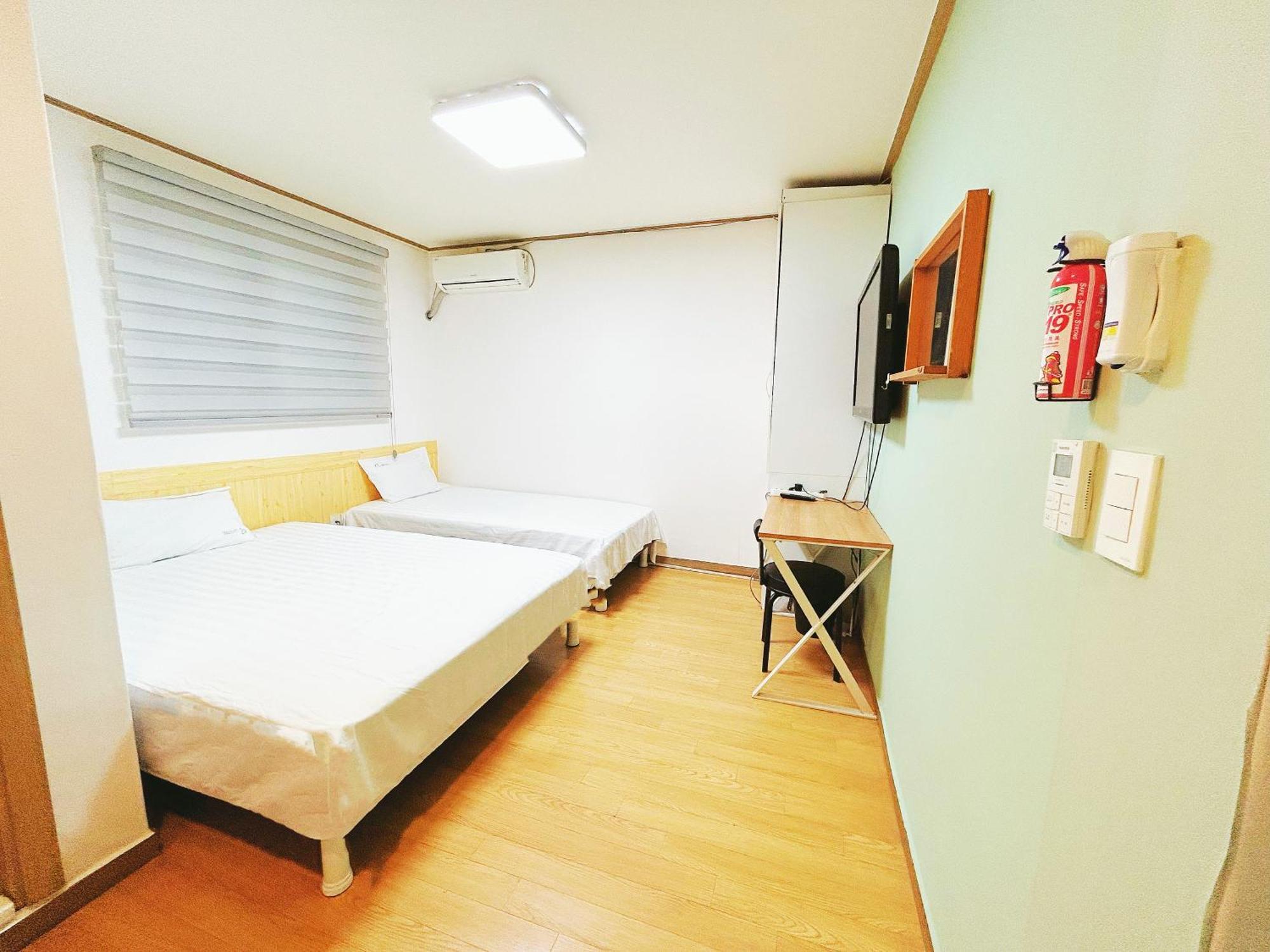 Sarang Guesthouse Dongdaemun Séoul Extérieur photo